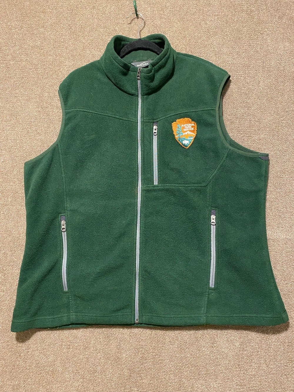Eddie Bauer Men’s National Park Service NPS Fleece Vest Green XXL